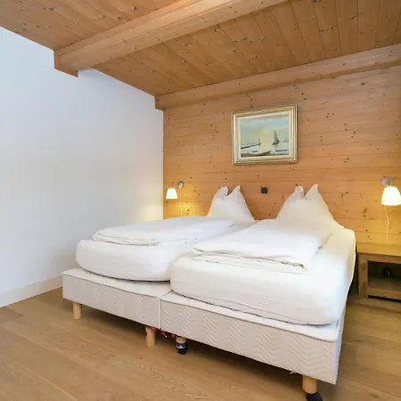 Luxurious Apartment In Brixen Ski Area With Garden *